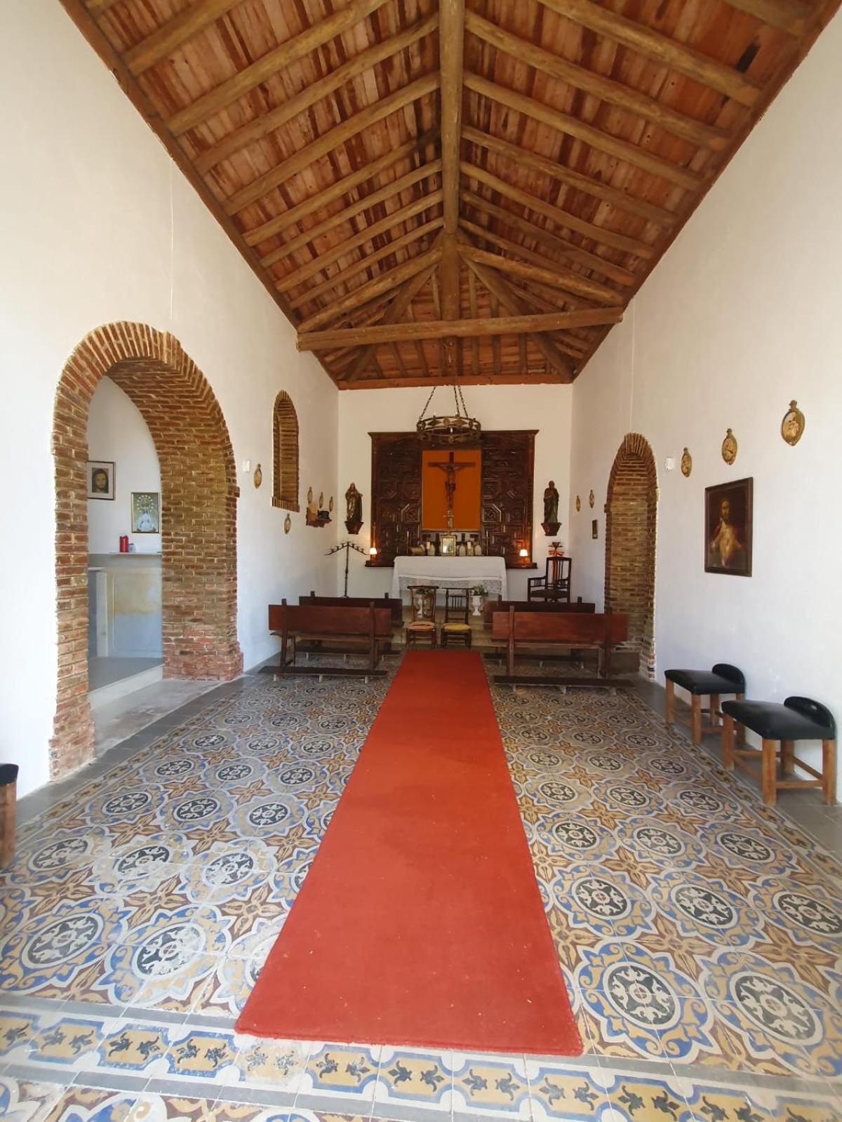 Hotel Rural El Vaqueril 纳瓦斯-德尔马德罗尼奥 外观 照片