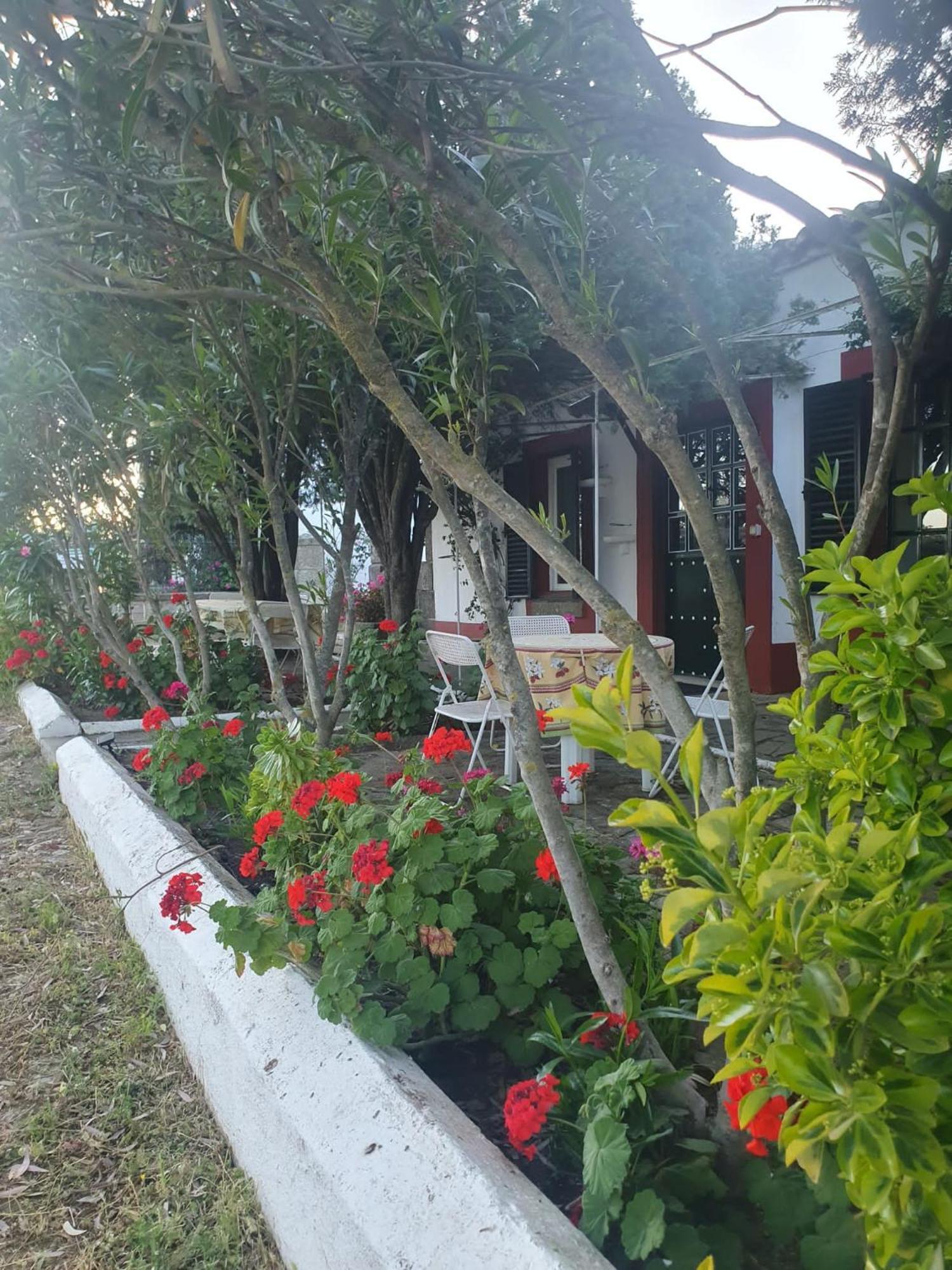 Hotel Rural El Vaqueril 纳瓦斯-德尔马德罗尼奥 外观 照片