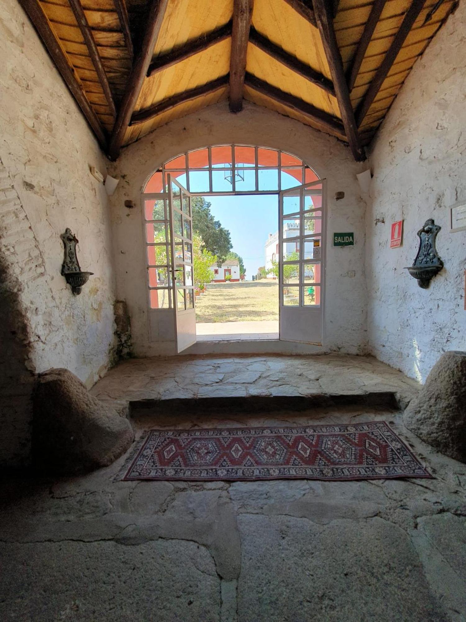 Hotel Rural El Vaqueril 纳瓦斯-德尔马德罗尼奥 外观 照片